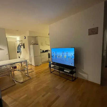 Center R9 3 Bedrooms Oslo