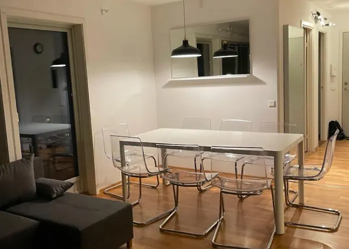 Center R9 3 Bedrooms Lägenhet